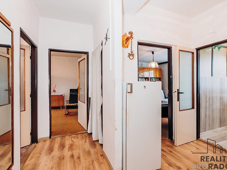 Prodej bytu 3+1 71 m² - foto 2