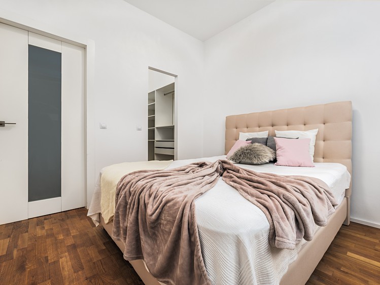 Prodej bytu 2+kk 64 m² (Jednopodlažní) - foto 1