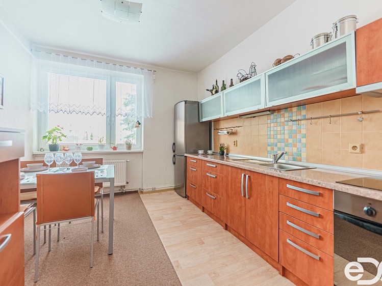 Prodej bytu 3+1 79 m² - foto 1