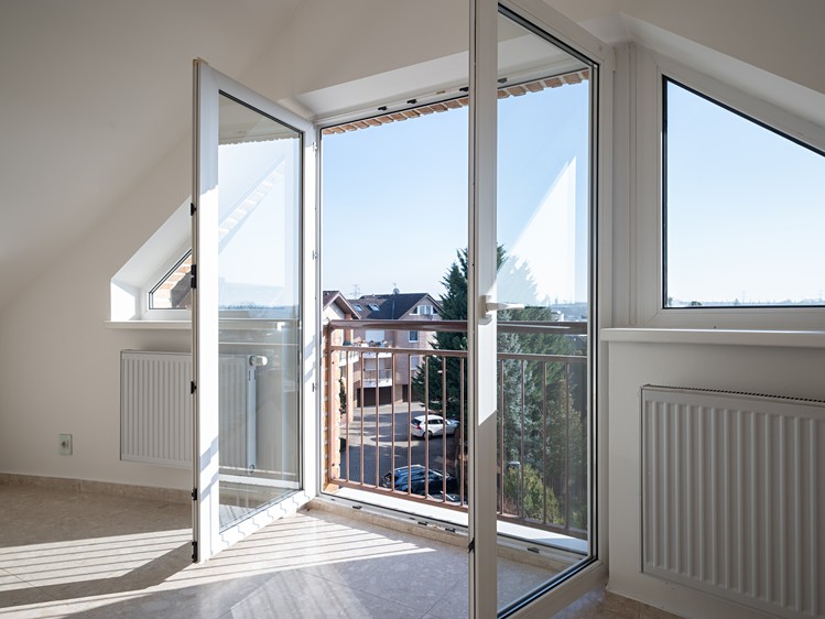 Prodej bytu 3+1 134 m² (Podkrovní) - foto 6