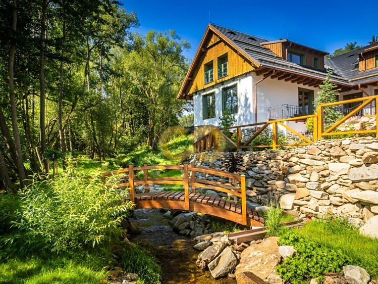 Prodej bytu 3+kk 69 m² - foto 1