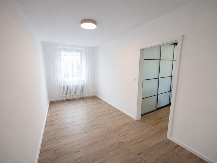Prodej bytu 3+1 68 m² (Jednopodlažní) - foto 2
