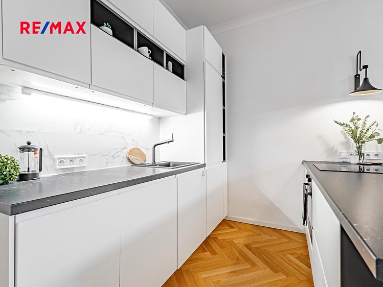Prodej bytu 1+kk 27 m² - foto 8