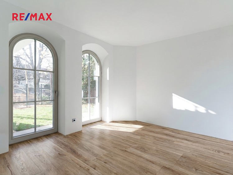 Prodej bytu 4+kk 129 m² (Jednopodlažní) - foto 8