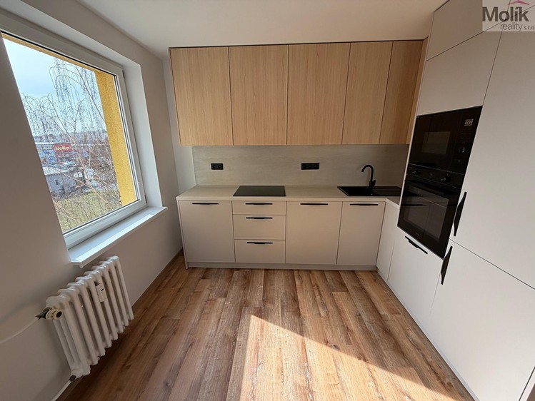 Prodej bytu 3+1 66 m² - foto 5