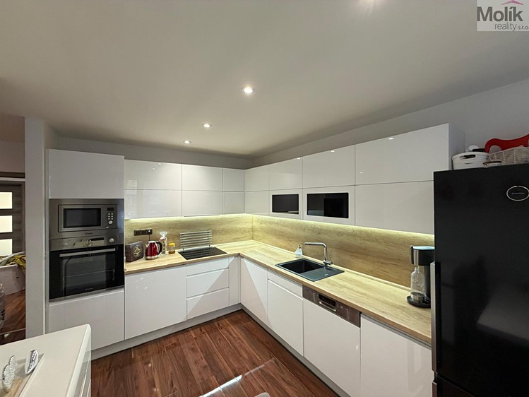 Prodej bytu 3+1 68 m² - foto 5