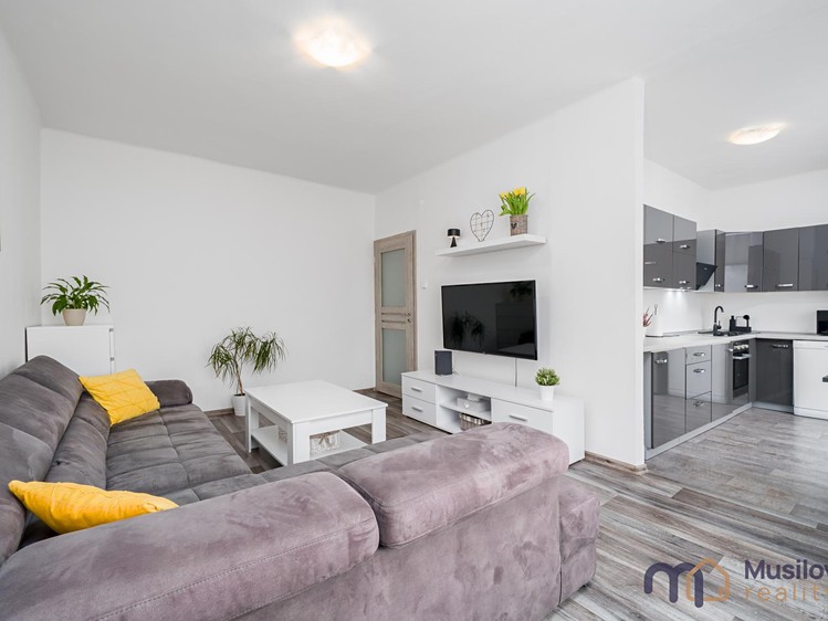 Prodej bytu 2+1 56 m² - foto 8
