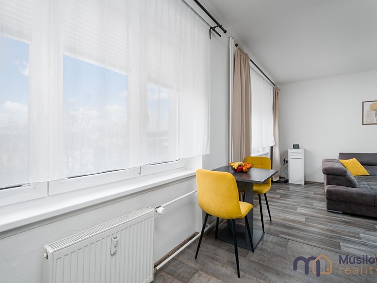 Prodej bytu 2+1 56 m² - foto 7