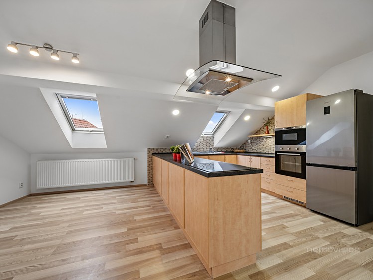 Prodej bytu 4+kk 138 m² - foto 1