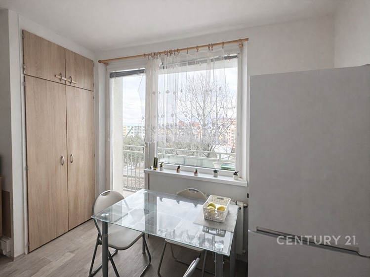 Prodej bytu 1+1 32 m² - foto 2