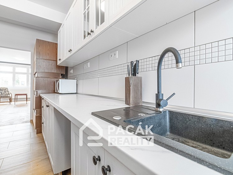 Prodej bytu 2+1 102 m² (Mezonet) - foto 8
