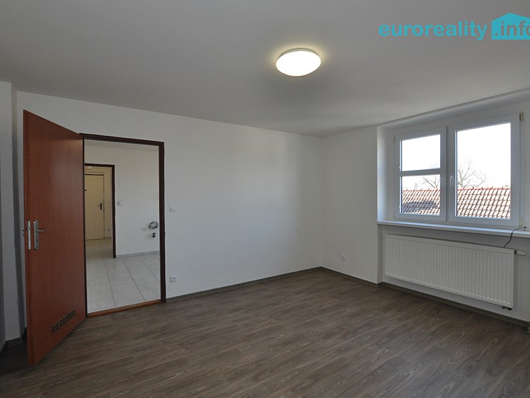 Prodej bytu 3+1 79 m² (Jednopodlažní) - foto 7