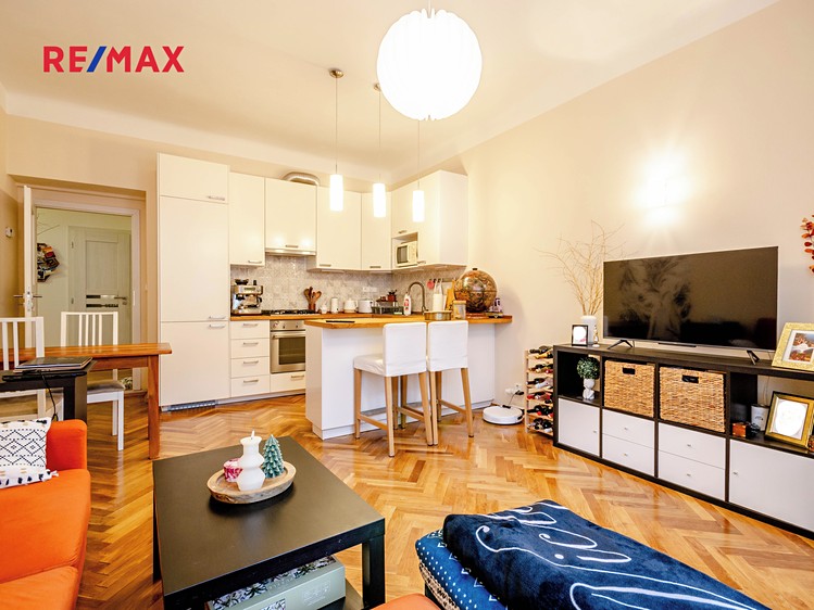 Prodej bytu 2+kk 57 m² (Jednopodlažní) - foto 2