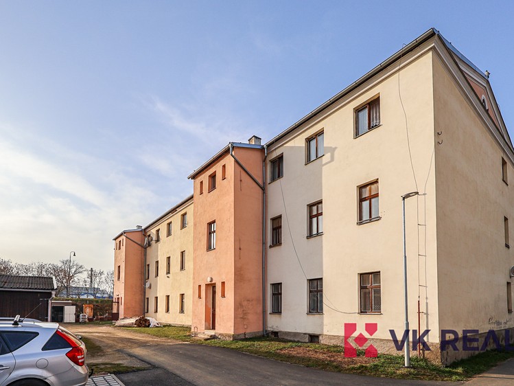 Prodej bytu 3+1 94 m² (Jednopodlažní) - foto 2