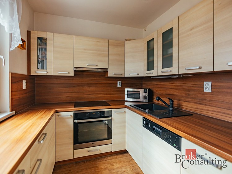 Prodej bytu 4+1 84 m² - foto 3