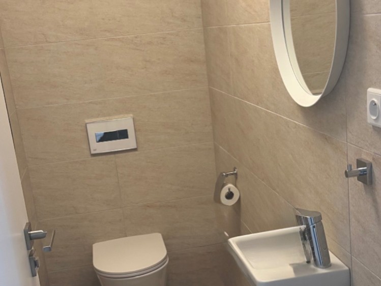 Prodej bytu 4+kk 103 m² (Jednopodlažní) - foto 4