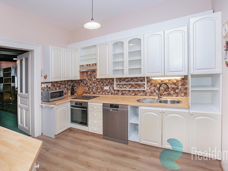Prodej bytu 3+kk 82 m² (Jednopodlažní) - foto 2