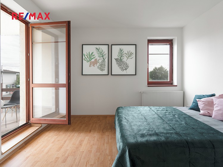 Prodej bytu 2+1 84 m² (Jednopodlažní) - foto 1