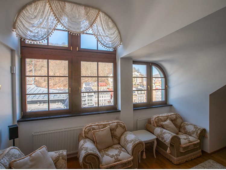 Prodej bytu 3+kk 137 m² (Jednopodlažní) - foto 3