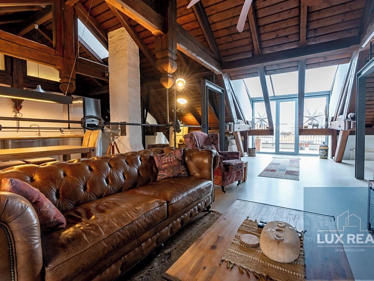 Prodej bytu atypické 164 m² (Loft) - foto 2