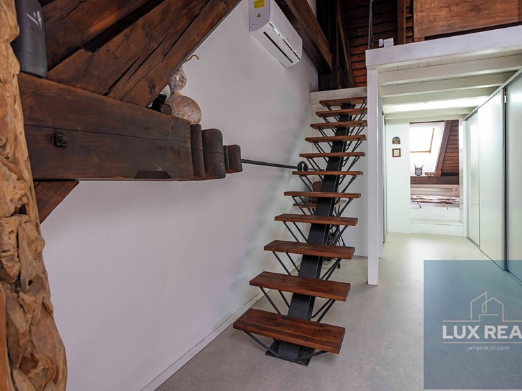 Prodej bytu atypické 164 m² (Loft) - foto 8