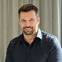 Martin Nesládek