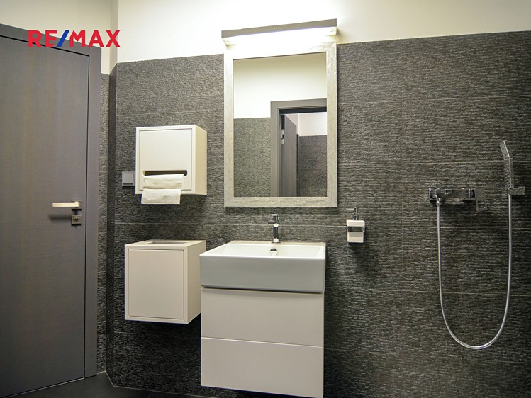 Prodej bytu 3+1 137 m² - foto 8