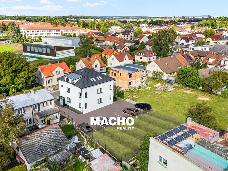 Prodej bytu 2+kk 49 m² - foto 2