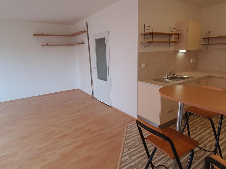 Prodej bytu 2+kk 43 m² - foto 4