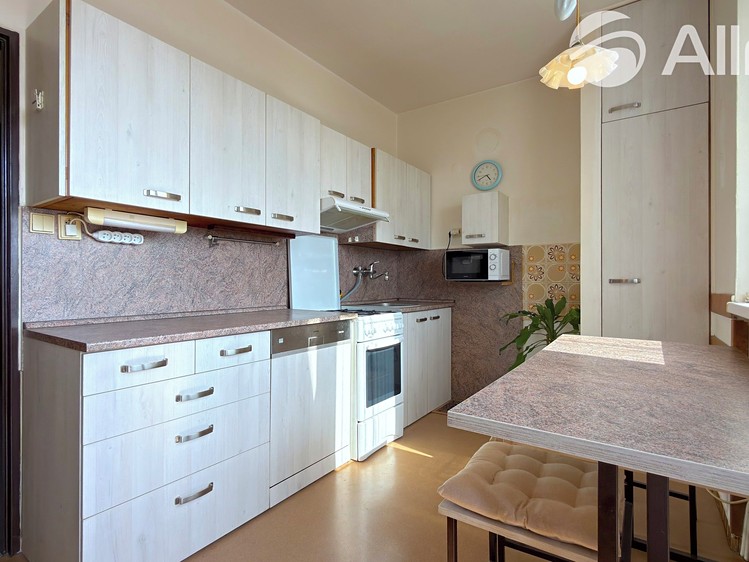 Prodej bytu 3+1 81 m² (Jednopodlažní) - foto 4