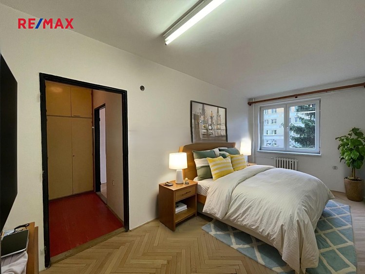 Prodej bytu 4+kk 76 m² (Jednopodlažní) - foto 3