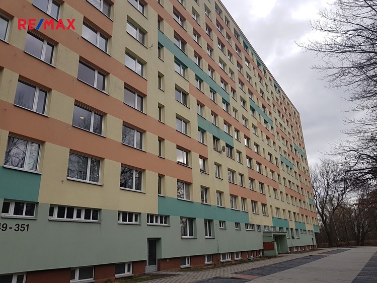 Prodej bytu 3+1 70 m² - foto 1