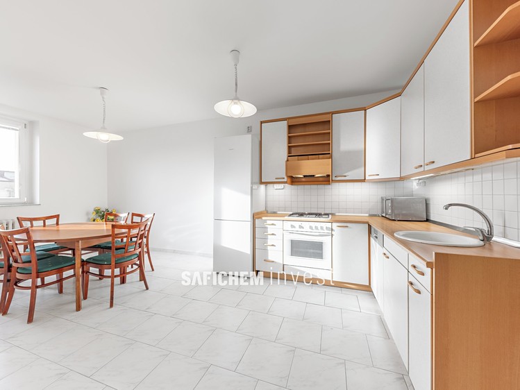 Prodej bytu 2+1 95 m² (Jednopodlažní) - foto 1