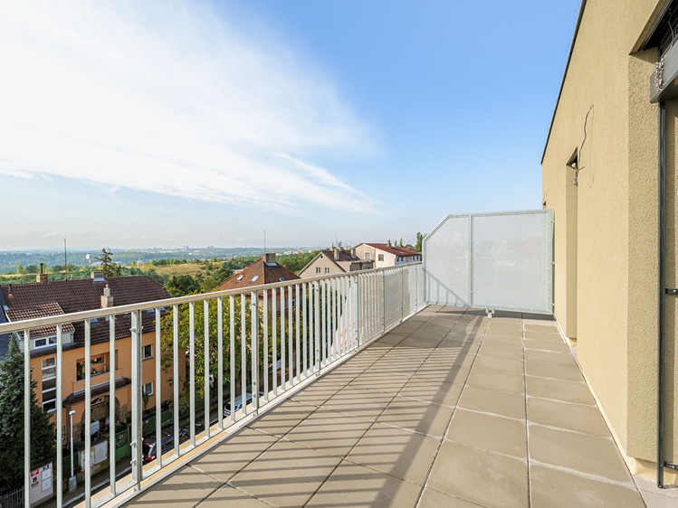 Prodej bytu 4+kk 99 m² - foto 3