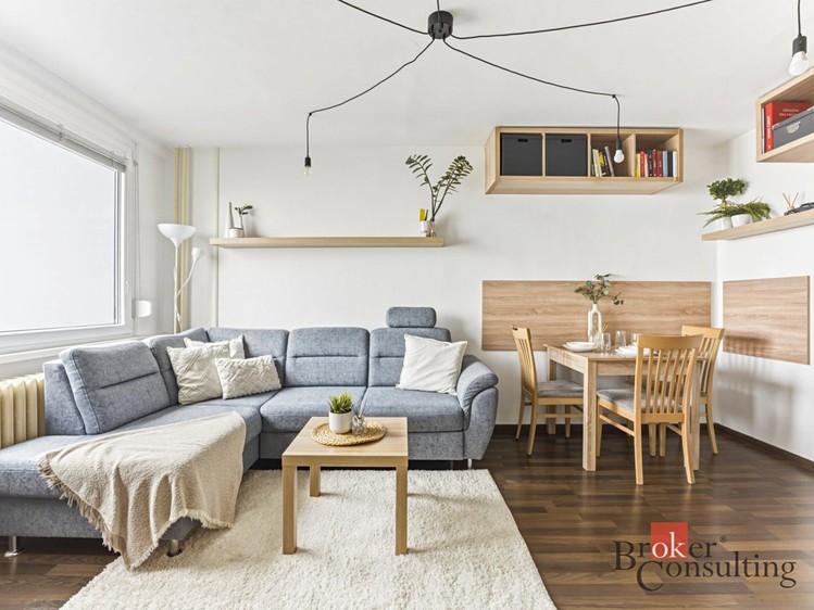 Prodej bytu 3+1 55 m² - foto 1