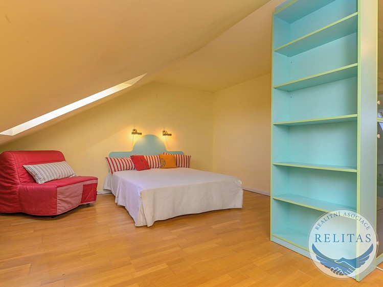 Prodej bytu 3+1 110 m² (Mezonet) - foto 1
