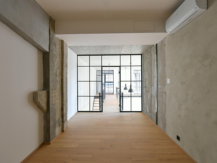 Prodej bytu 6 pokojů a více 168 m² - foto 7