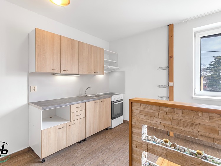 Prodej bytu 3+1 78 m² (Mezonet) - foto 1