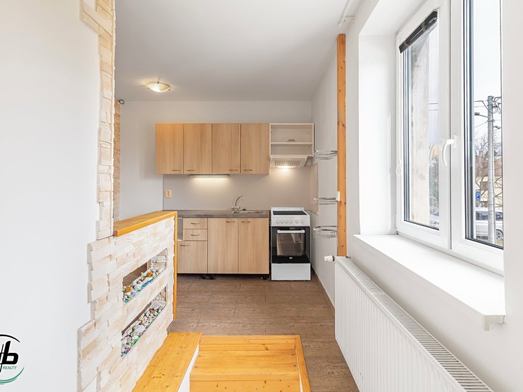 Prodej bytu 3+1 78 m² (Mezonet) - foto 2