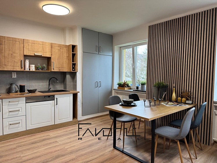 Prodej bytu 3+kk 75 m² - foto 2
