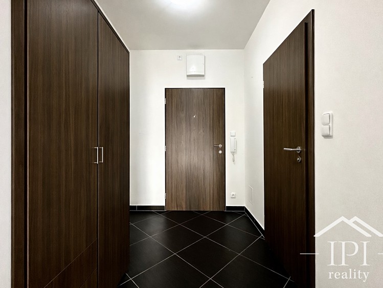 Prodej bytu 1+kk 32 m² - foto 4