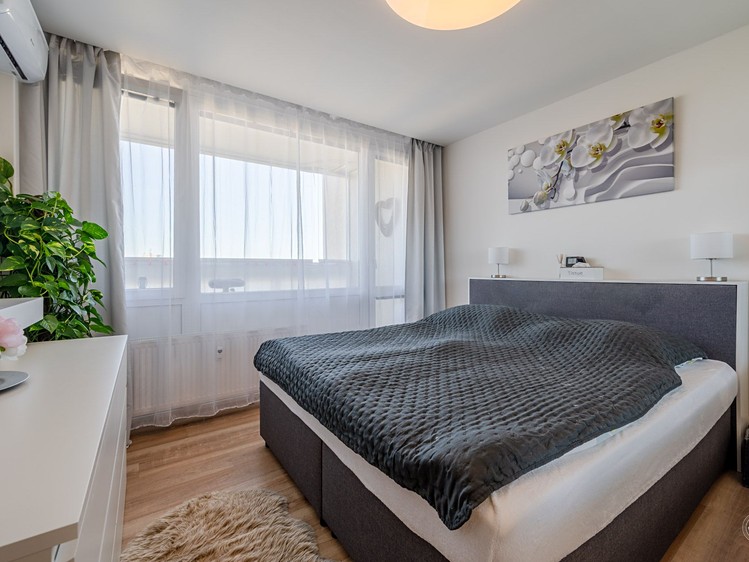 Prodej bytu 4+1 82 m² - foto 1
