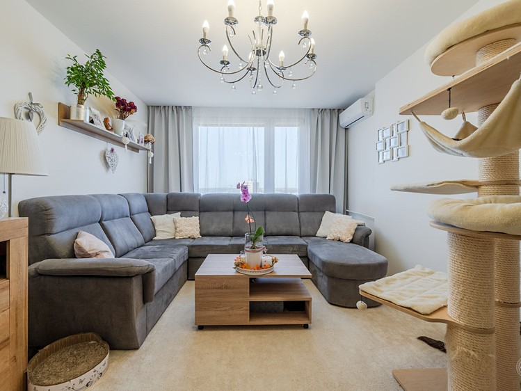 Prodej bytu 4+1 82 m² - foto 2