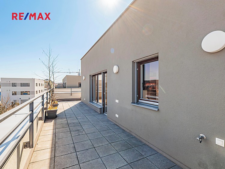 Prodej bytu 4+kk 99 m² - foto 5