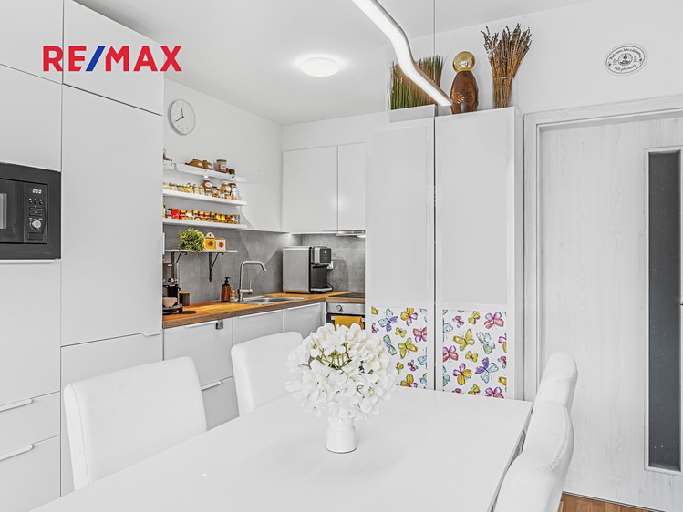 Prodej bytu 3+kk 75 m² - foto 3