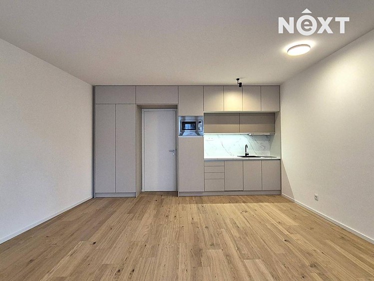 Prodej bytu 1+kk 37 m² (Jednopodlažní) - foto 7