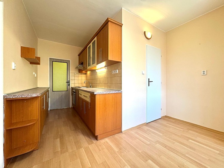 Prodej bytu 2+1 59 m² (Jednopodlažní) - foto 2