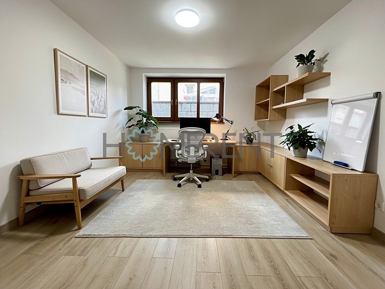 Prodej bytu 3+1 69 m² - foto 1