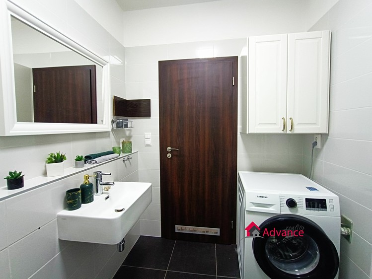 Prodej bytu 3+kk 87 m² (Jednopodlažní) - foto 4
