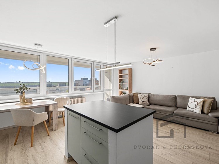 Prodej bytu 3+kk 78 m² - foto 1